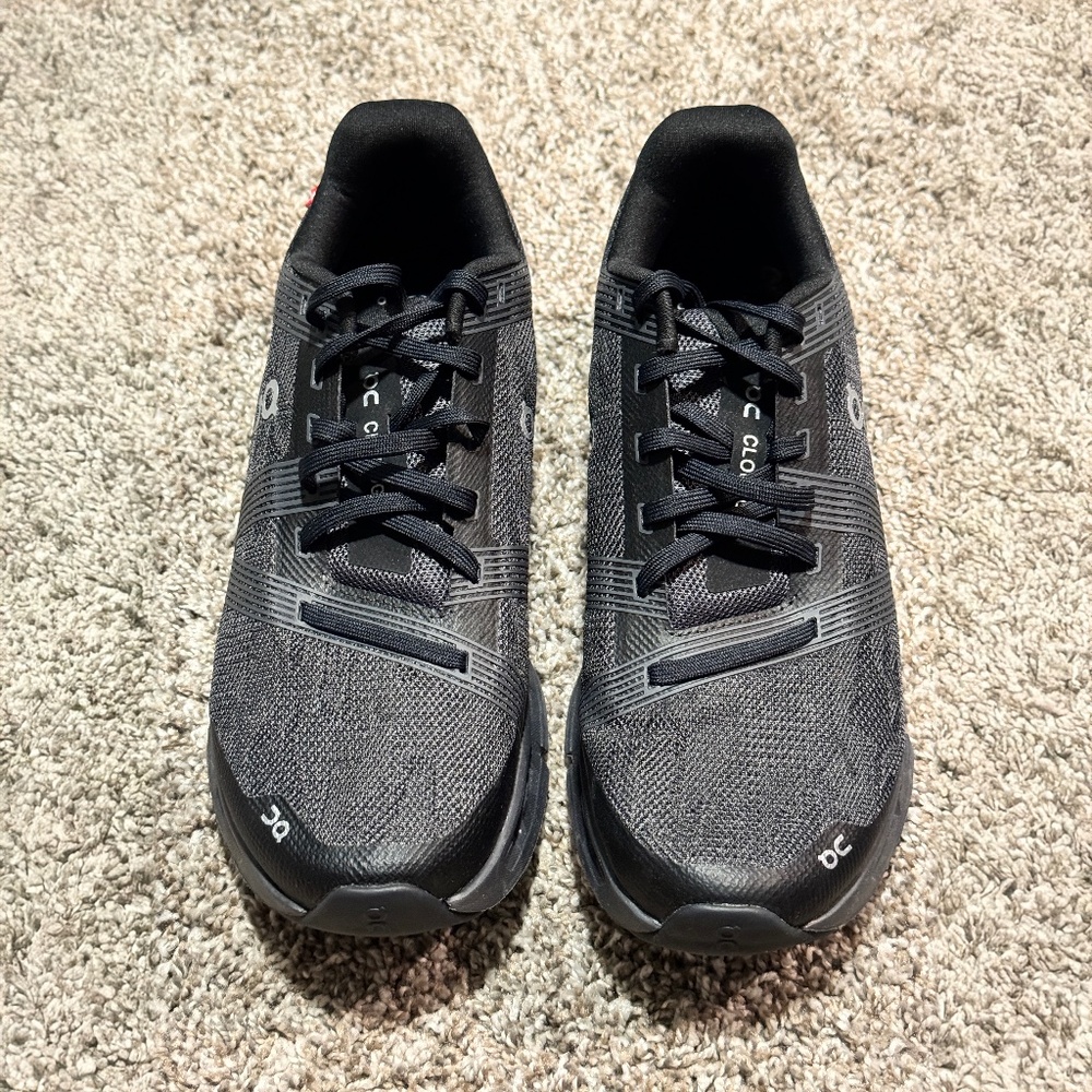 CloudGo - On Running shoes - Black - Size 7.5